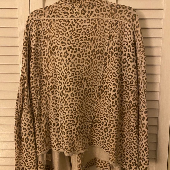 Free People Leopard Print Snap Sweatshirt Cardigan - Picture 4 of 8